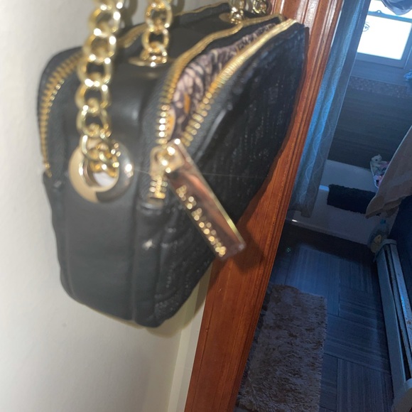 Big buhddah gold chain strap double zip bag - Picture 2 of 4